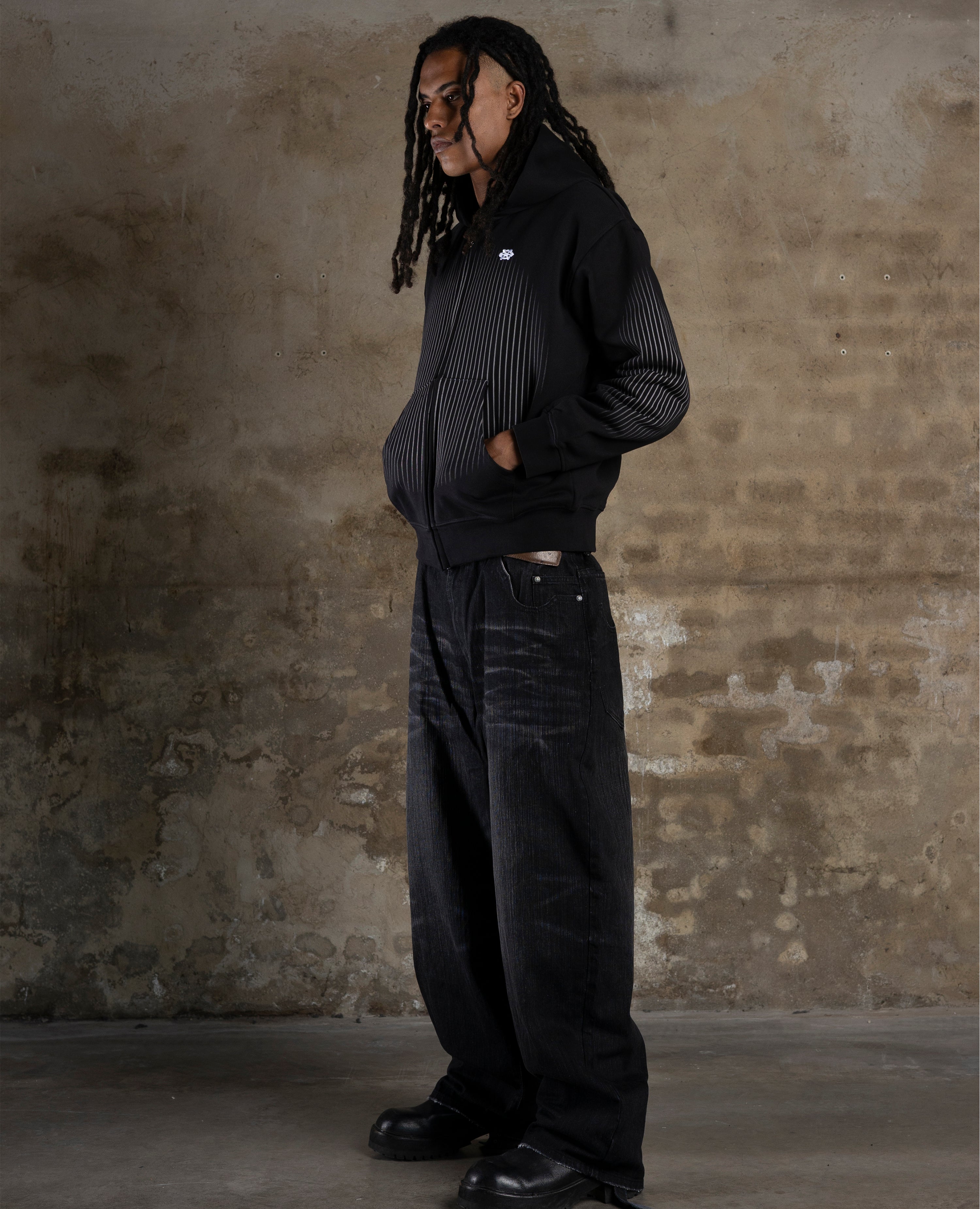 BLACK BRUTAL ZIP